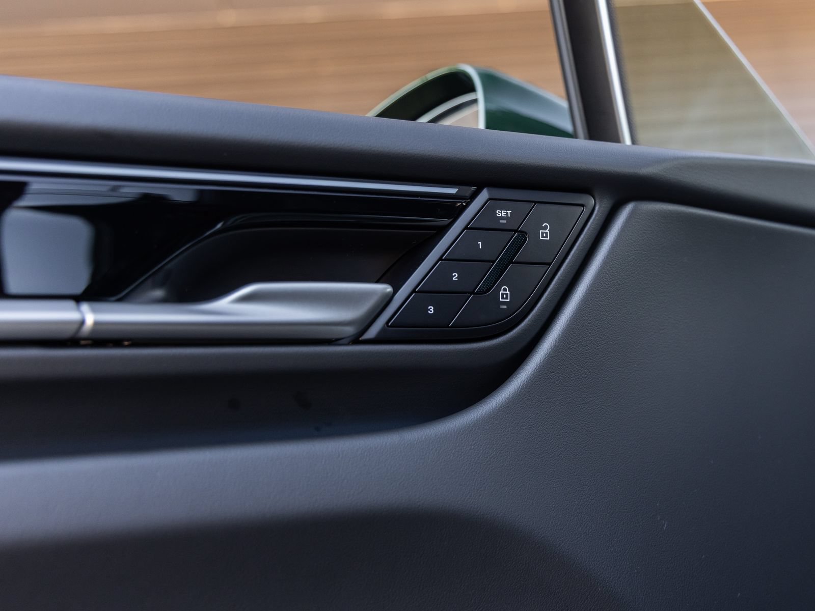 Certified 2025 Porsche Macan Electric RWD image 23