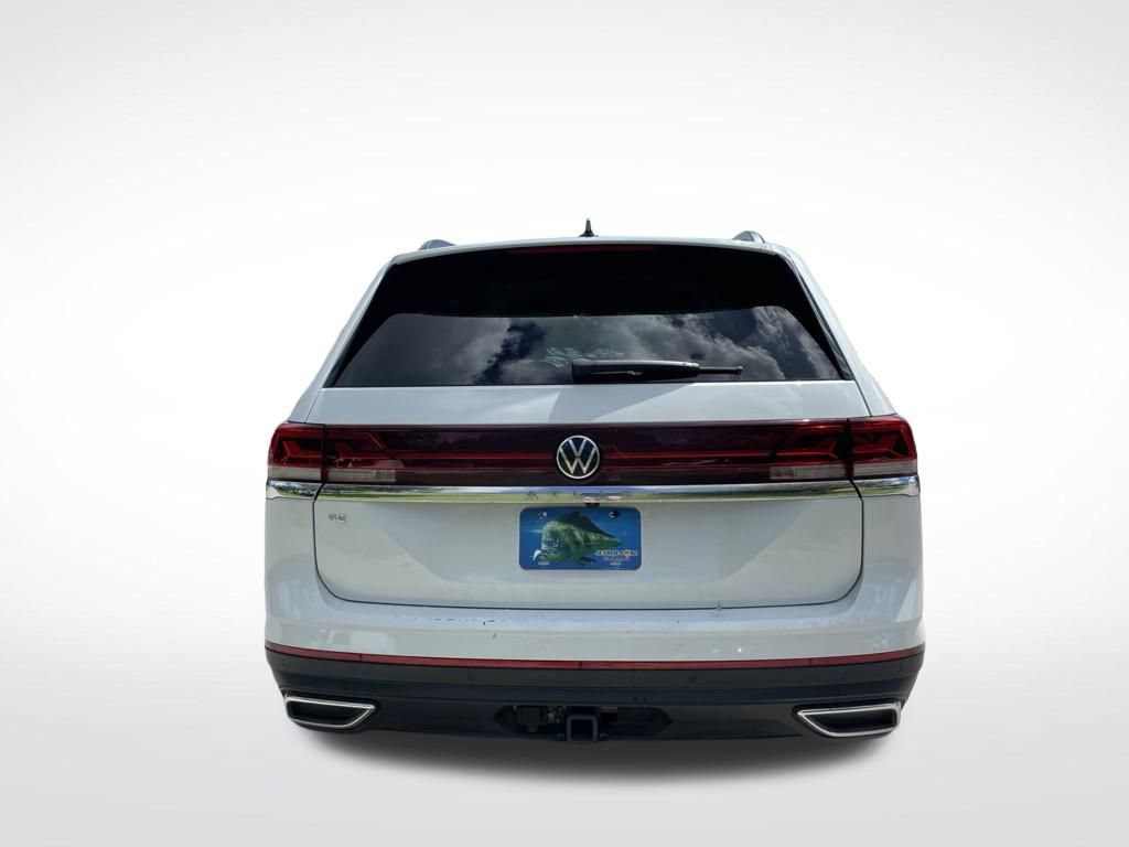 Used 2025 Volkswagen Atlas SE FWD image 7