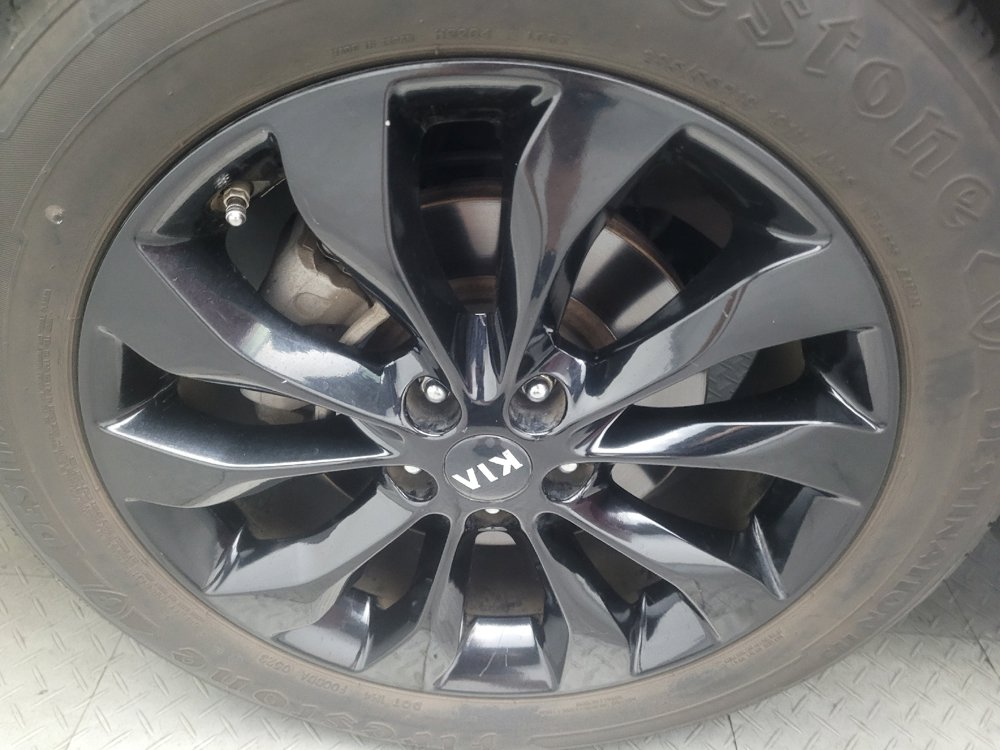 Used 2020 Kia Sorento S FWD image 31