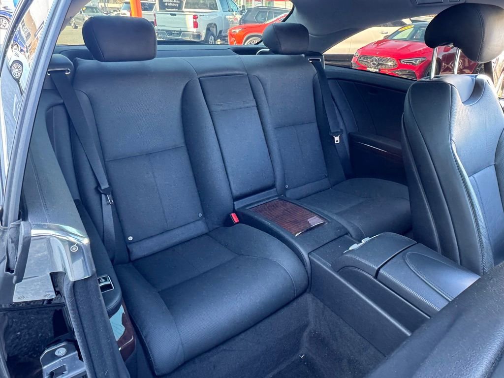 Used 2012 Mercedes-Benz CL 550 4MATIC image 13