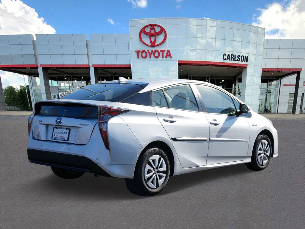 Certified 2018 Toyota Prius Three image 5