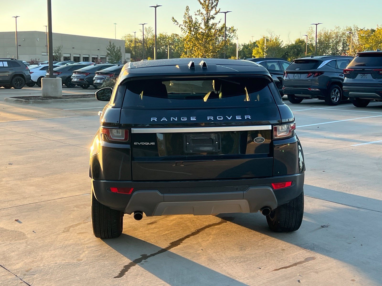 Used 2018 Land Rover Range Rover Evoque HSE AWD/4WD image 11