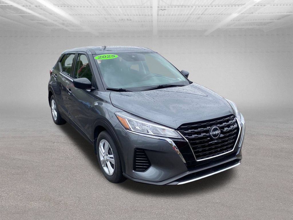 Certified 2025 Nissan Kicks Play S FWD image 9