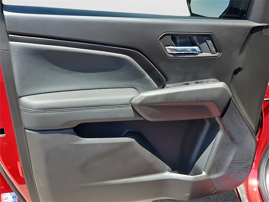 New 2025 Chevrolet Colorado LT w/ LT Convenience Package image 13