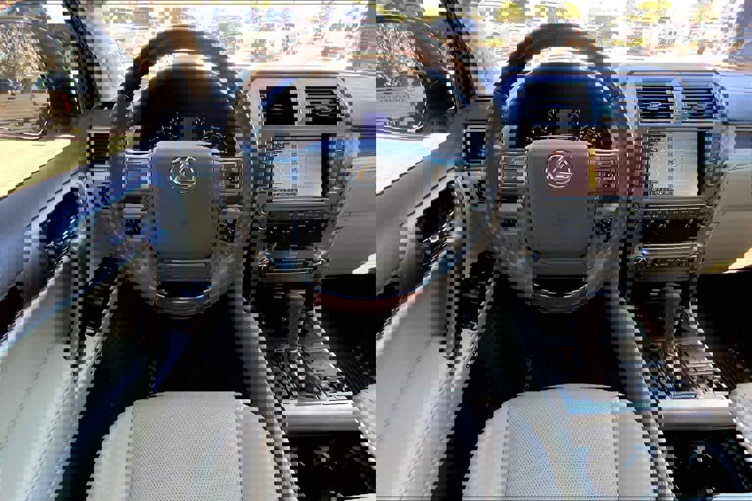 Used 2016 Lexus GX 460 image 6