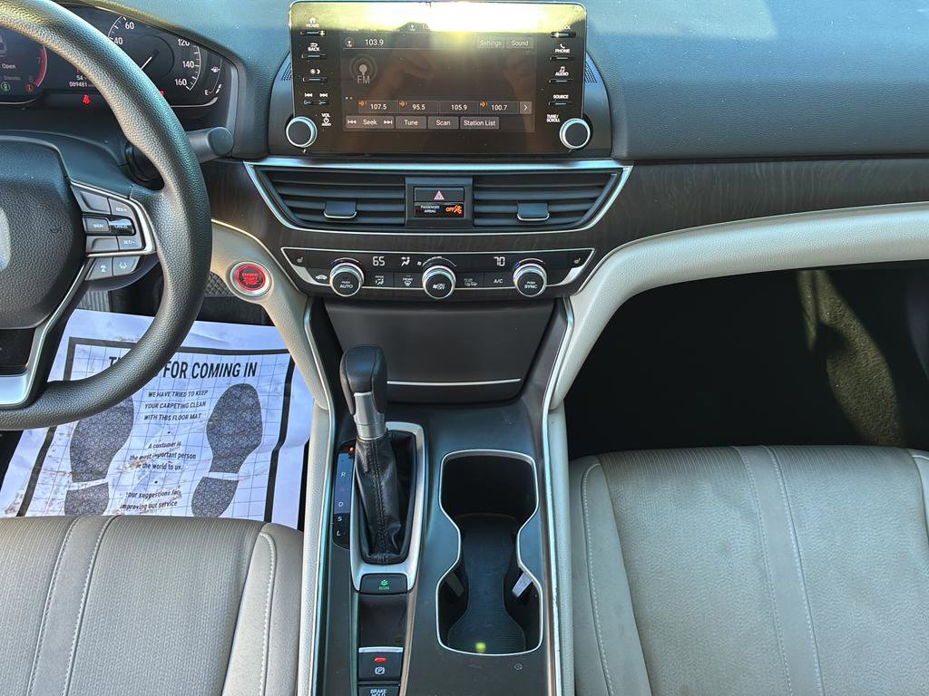 Used 2018 Honda Accord EX image 29
