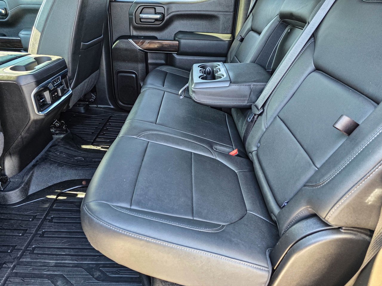 Used 2021 GMC Sierra 1500 SLT image 36