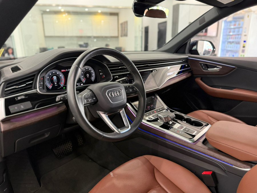 Used 2025 Audi Q8 Premium Plus w/ Premium Plus Package AWD/4WD image 10