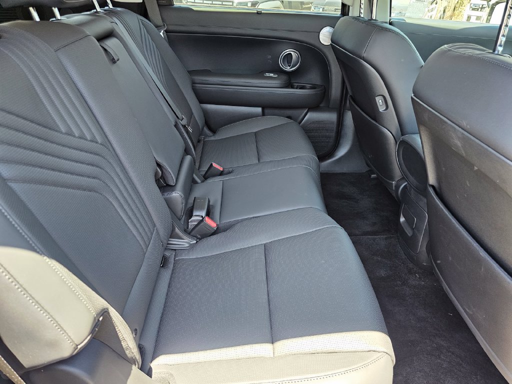 New 2026 Hyundai Palisade SEL Premium FWD image 16