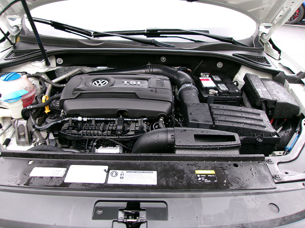 Used 2016 Volkswagen Passat 1.8T SE FWD image 8