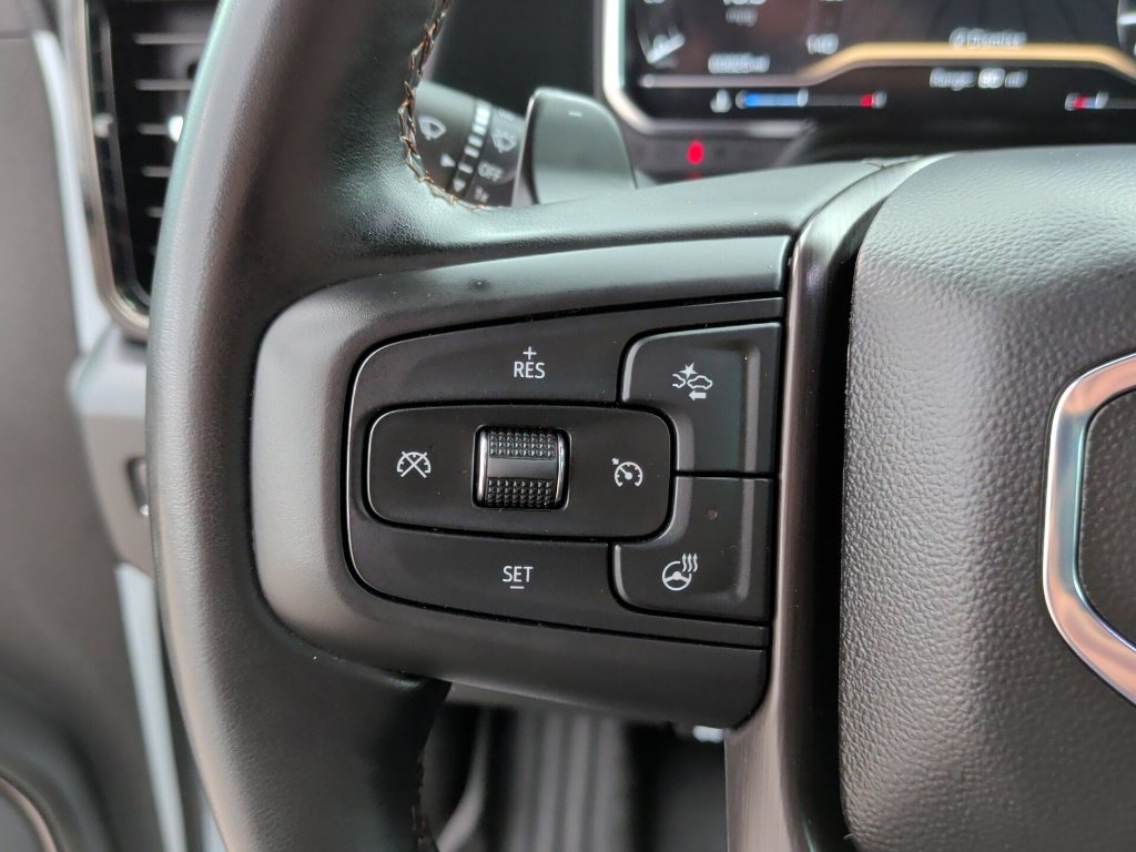 Used 2024 GMC Sierra 1500 AT4 w/ Technology Package AWD/4WD image 19