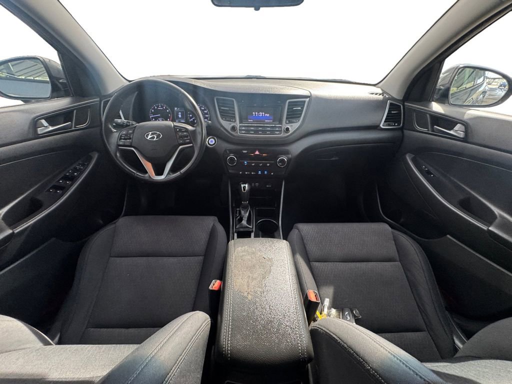 Used 2017 Hyundai Tucson Sport image 11