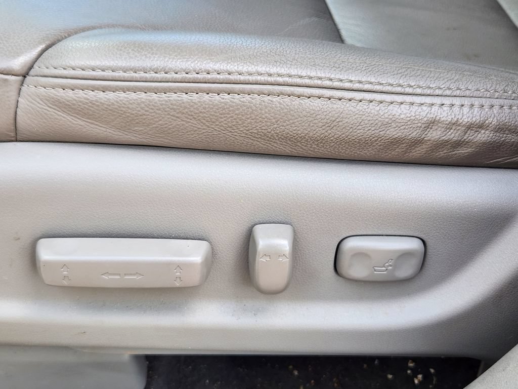 Used 2014 Honda CR-V EX-L image 12