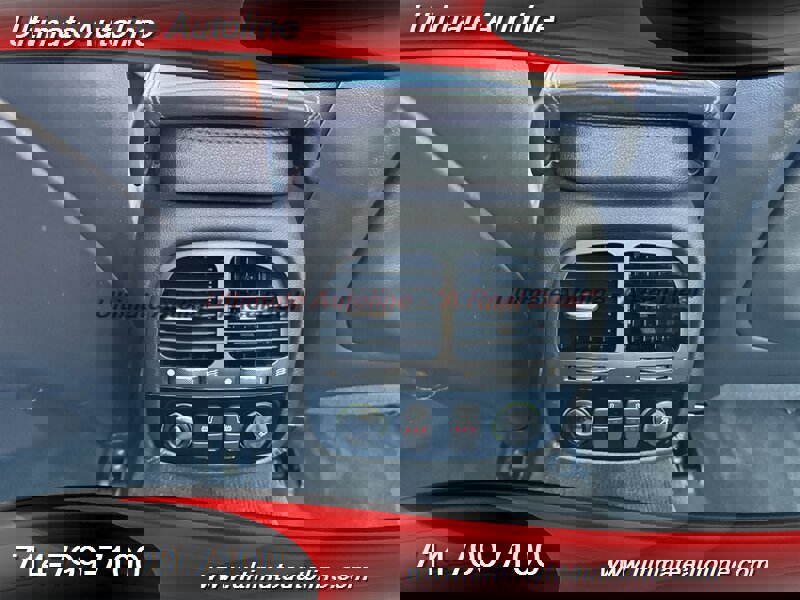 Used 2004 Jaguar XJ8 image 24