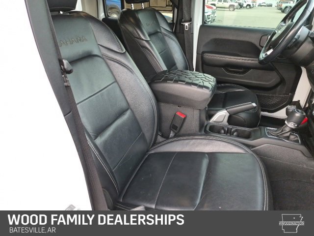 Used 2019 Jeep Wrangler Unlimited Sahara image 35