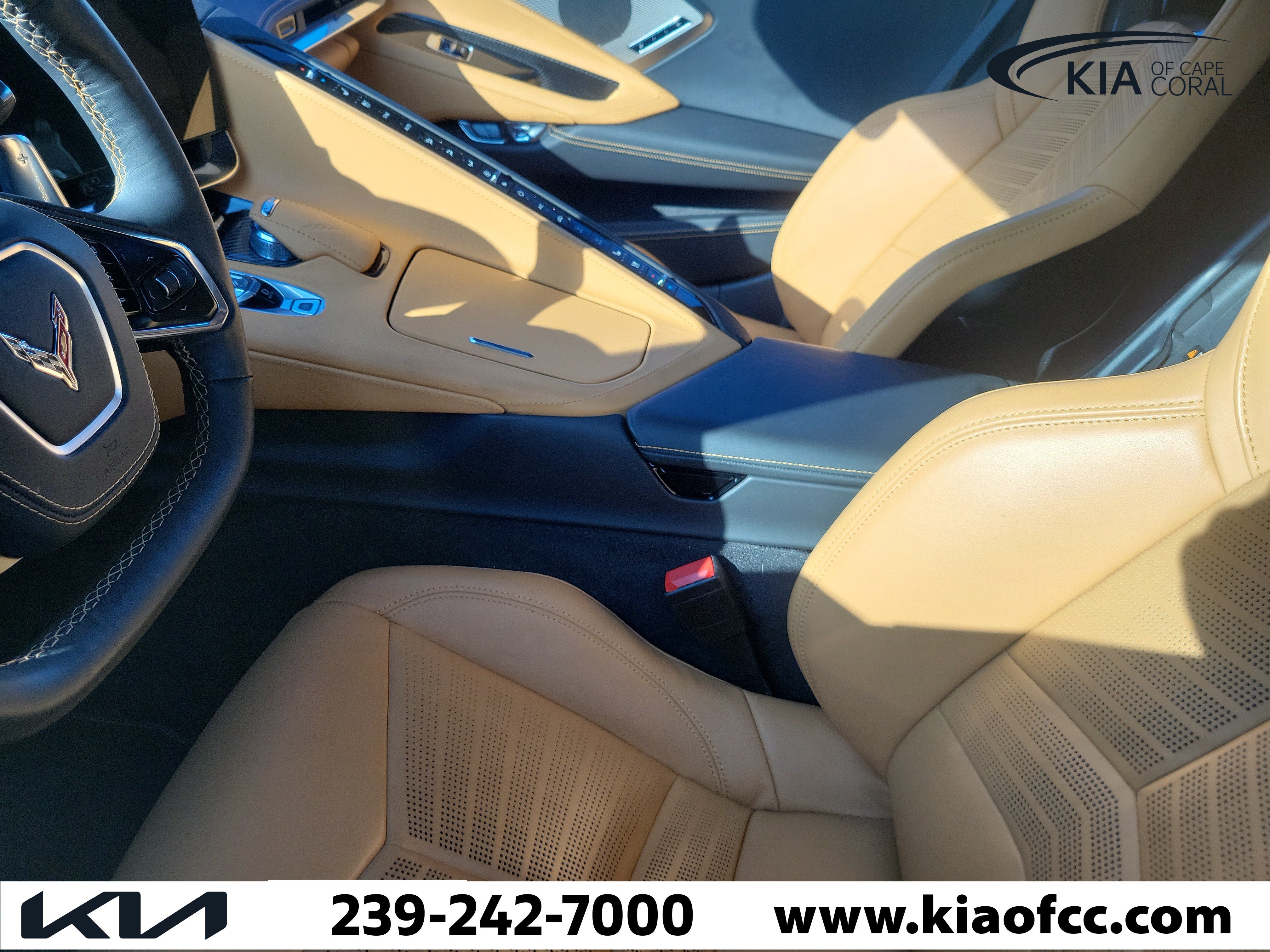 Used 2020 Chevrolet Corvette Stingray Premium Cpe w/ 3LT Preferred Equipment Group RWD image 7