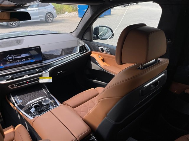 New 2026 BMW X7 xDrive40i w/ M Sport Package image 18