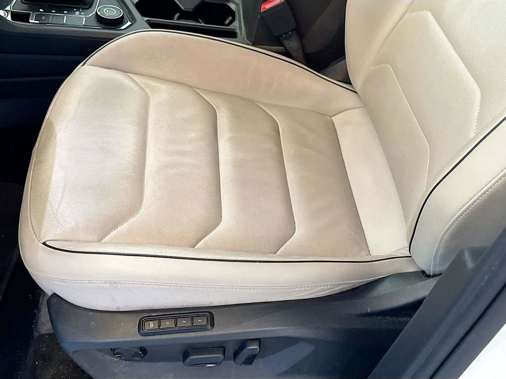 Used 2019 Volkswagen Tiguan SEL Premium w/ 3rd Row Seat Package image 21