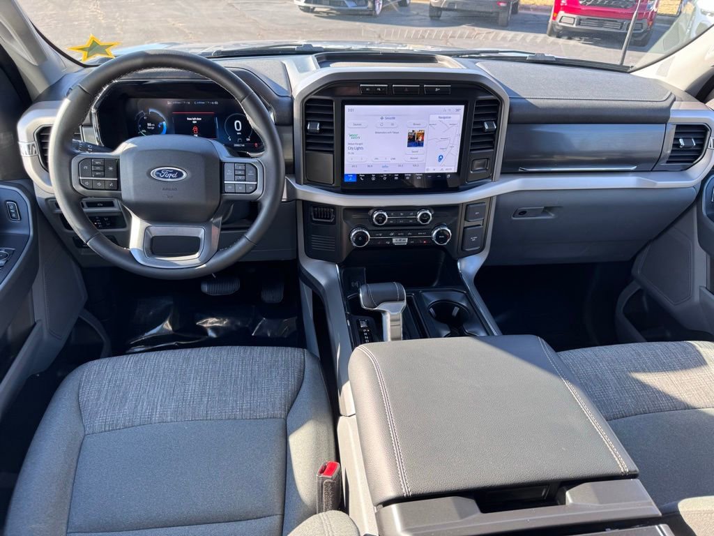 Used 2023 Ford F150 Lightning XLT image 5