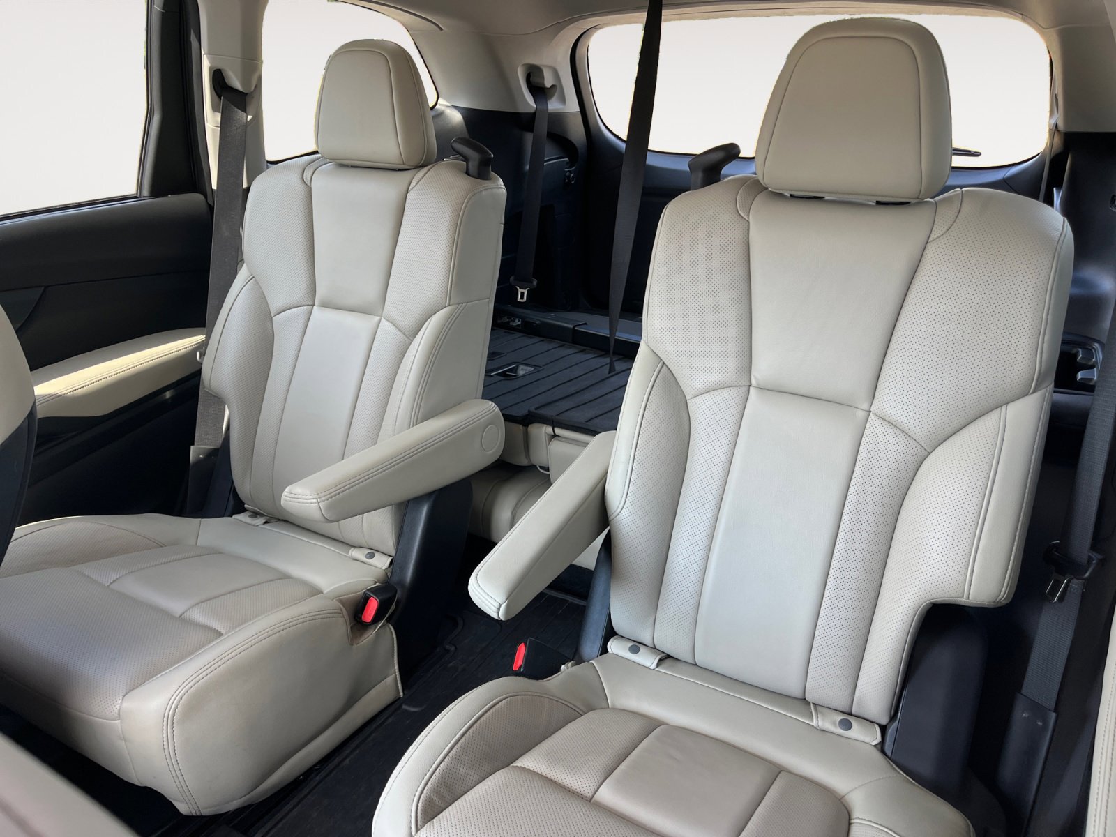 Used 2022 Subaru Ascent Limited w/ Technology Package image 13