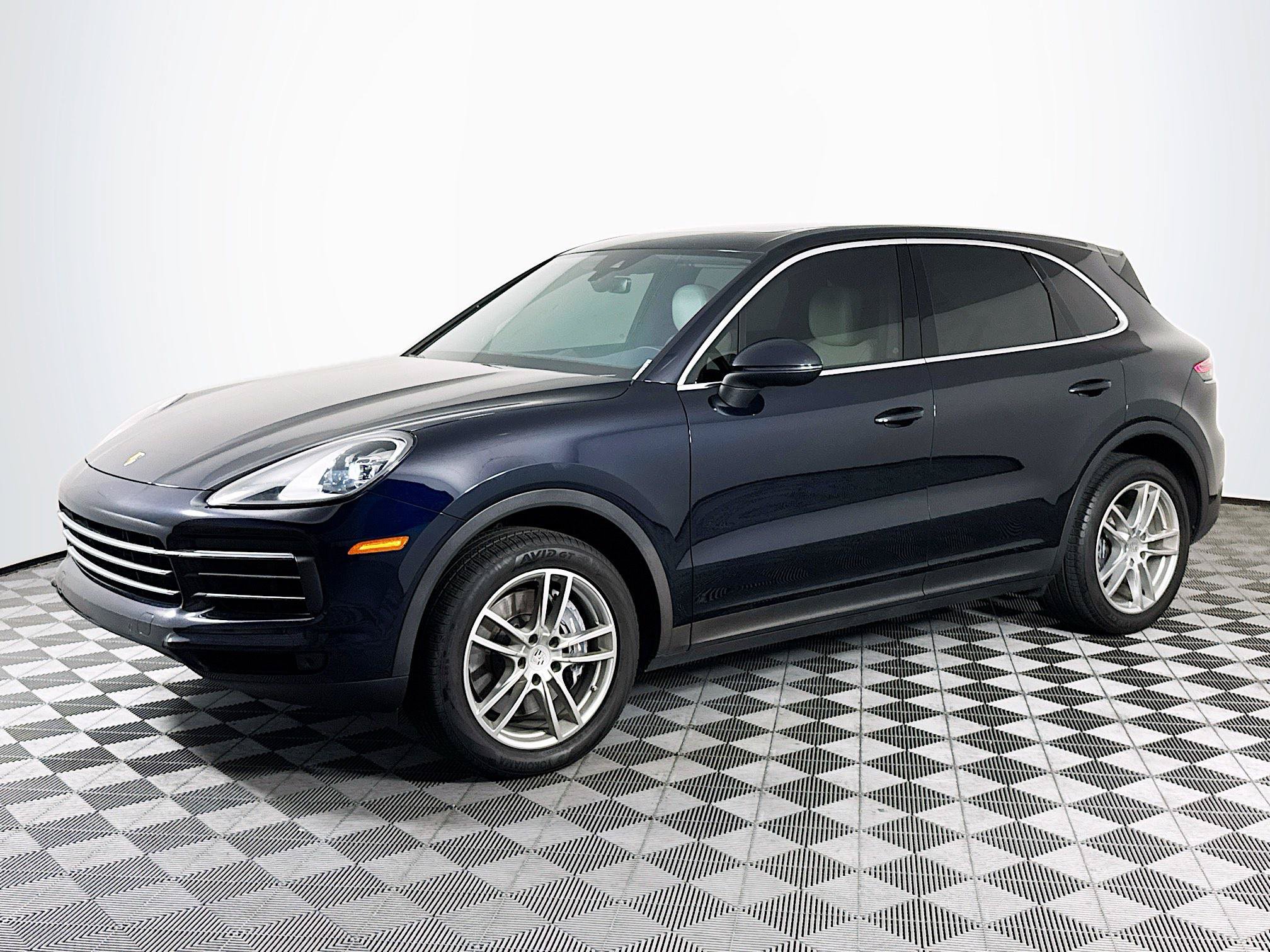 Used 2022 Porsche Cayenne AWD/4WD image 4