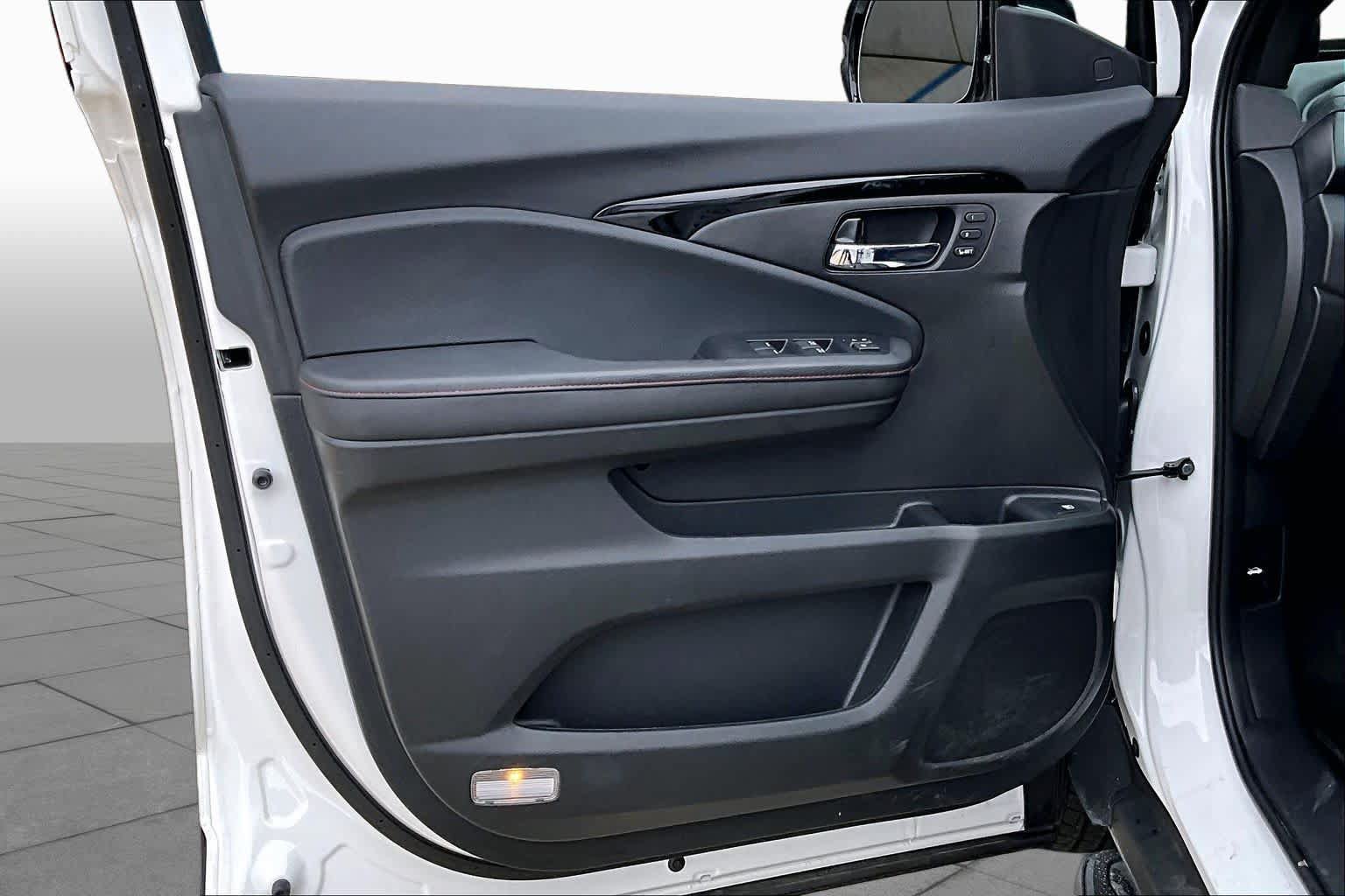 Certified 2026 Honda Ridgeline Black Edition image 22