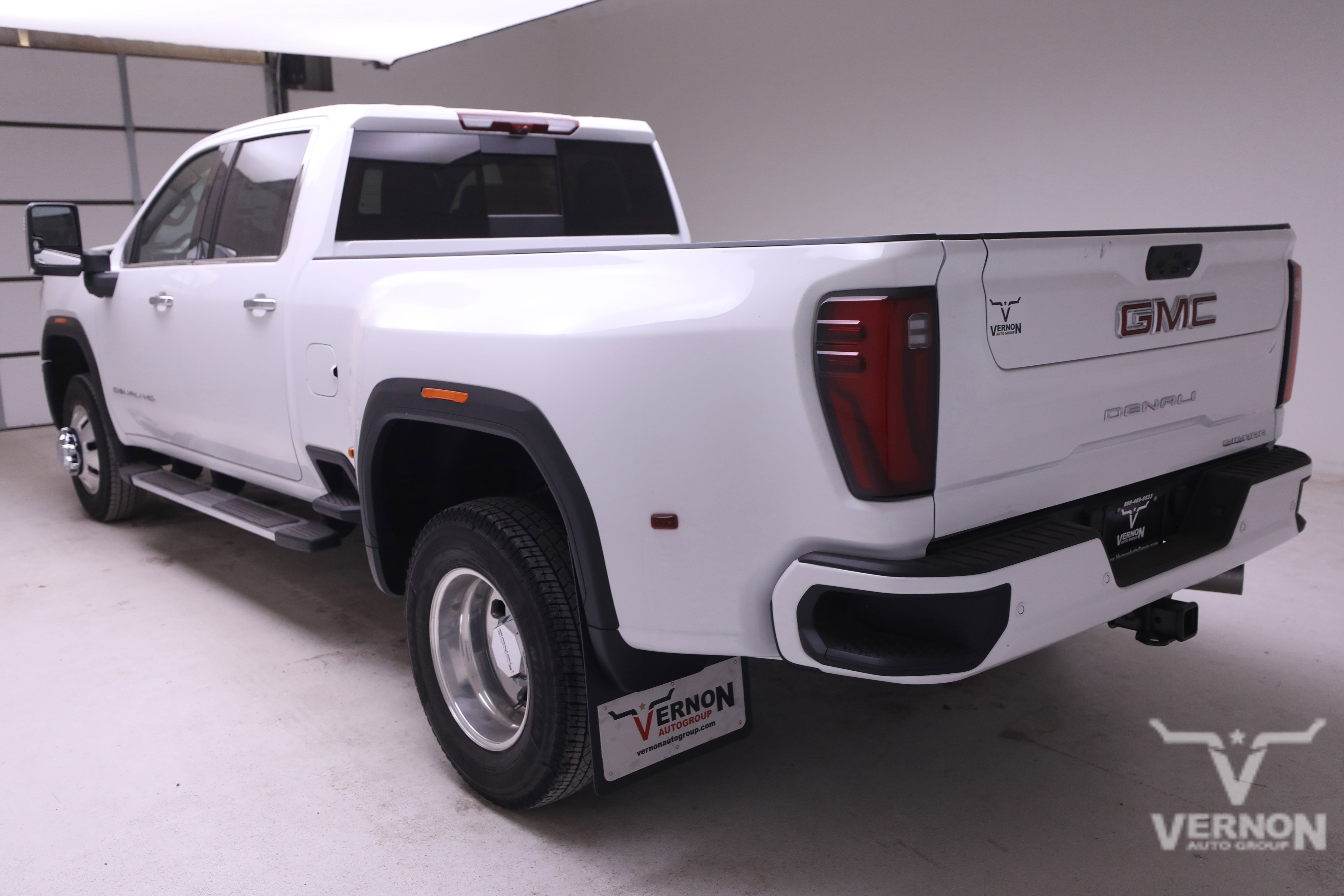 New 2026 GMC Sierra 3500 Denali w/ Technology Package image 3