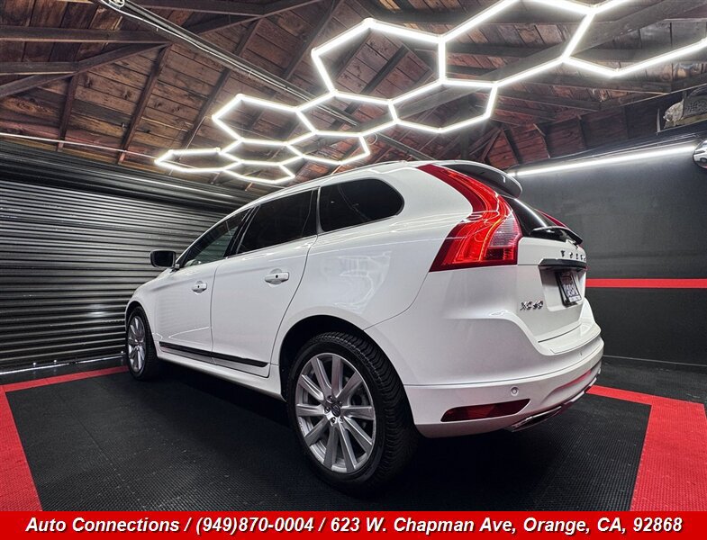 Used 2017 Volvo XC60 T5 Inscription w/ Preferred Option Package FWD image 4