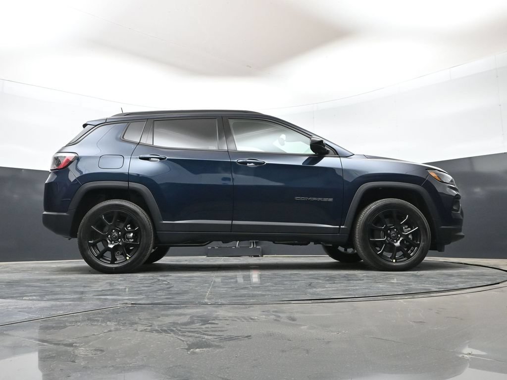 New 2026 Jeep Compass Latitude AWD/4WD image 47
