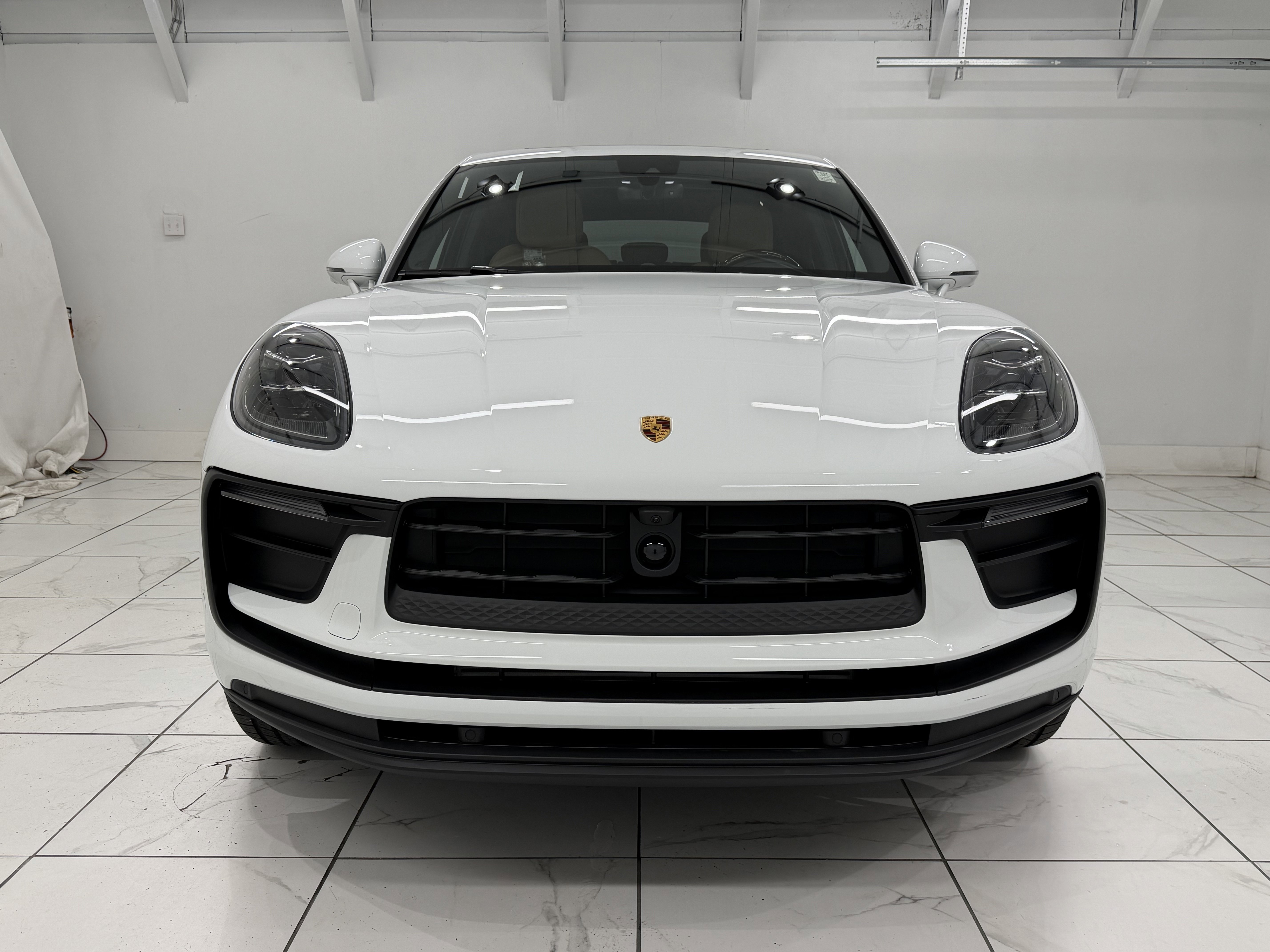 New 2026 Porsche Macan image 9