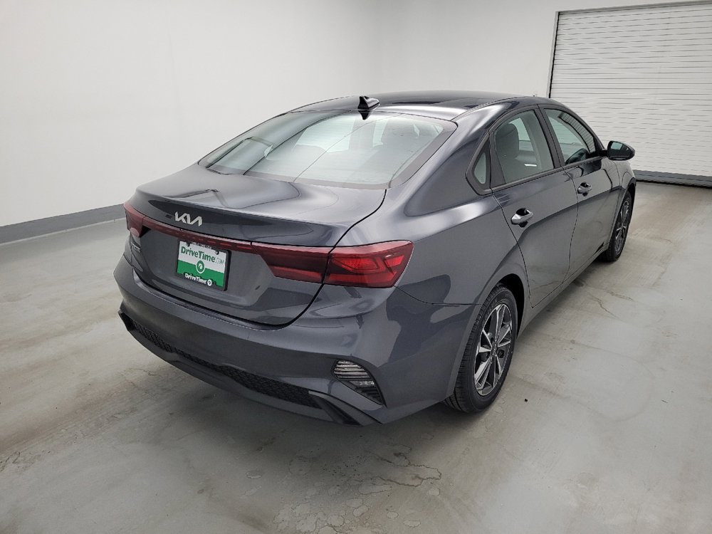 Used 2023 Kia Forte LXS FWD image 9