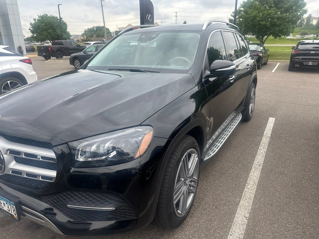 Used 2020 Mercedes-Benz GLS 450 4MATIC image 2
