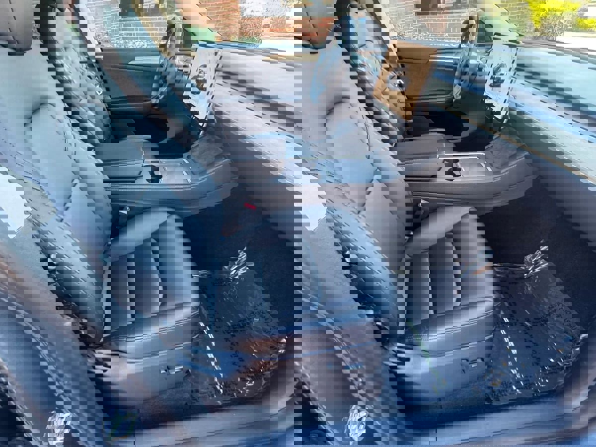 Used 2024 Tesla Model Y Long Range image 16