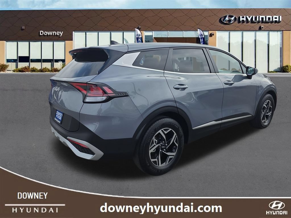Used 2025 Kia Sportage LX FWD image 5