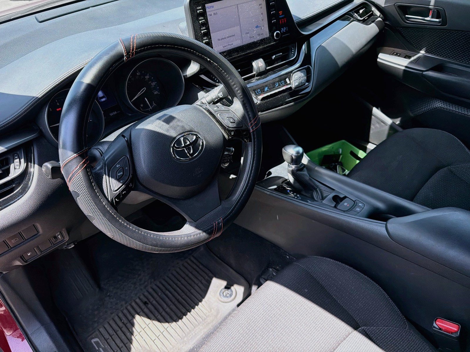 Used 2019 Toyota C-HR LE FWD image 7