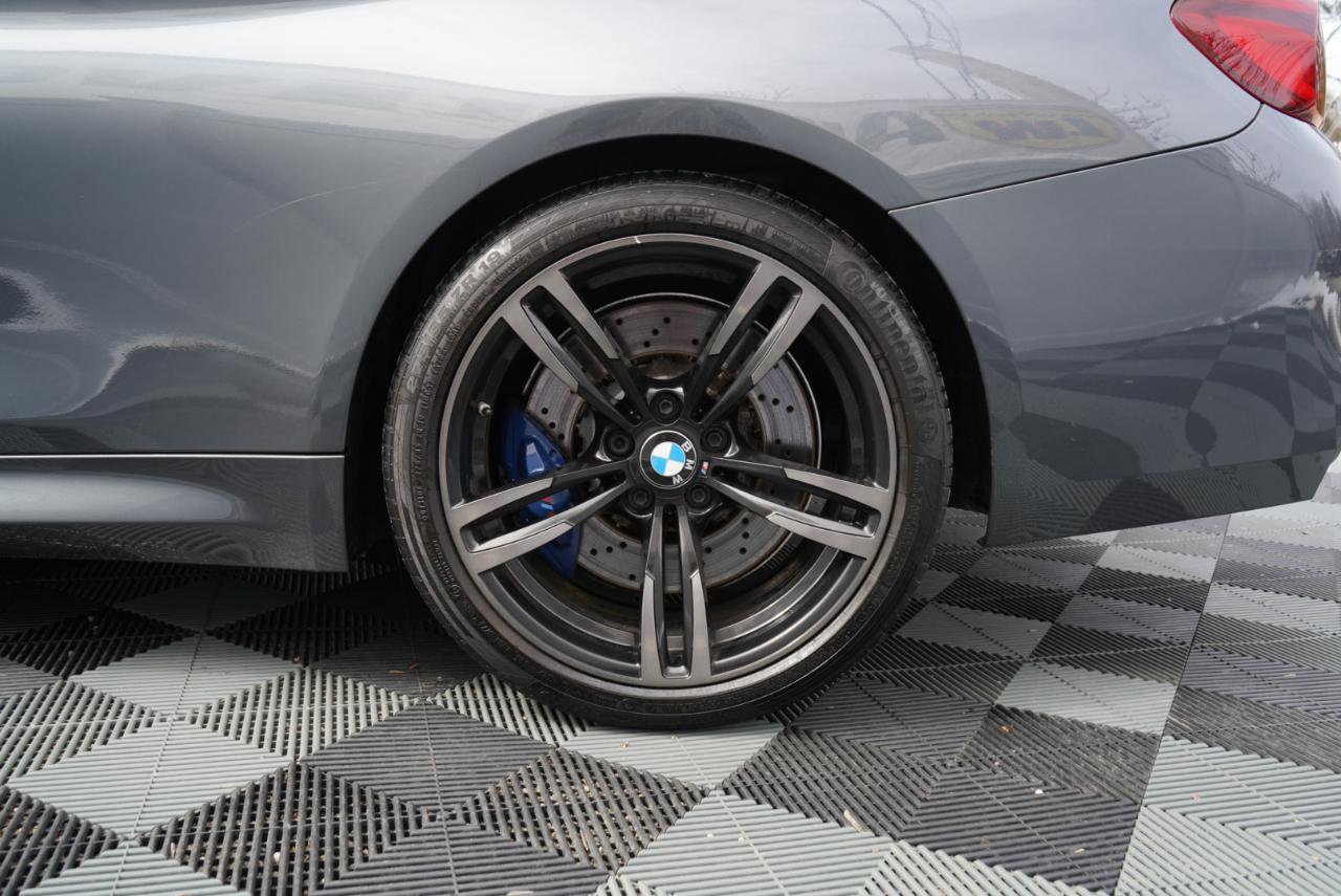 Used 2020 BMW M4 Convertible w/ Executive Package image 77