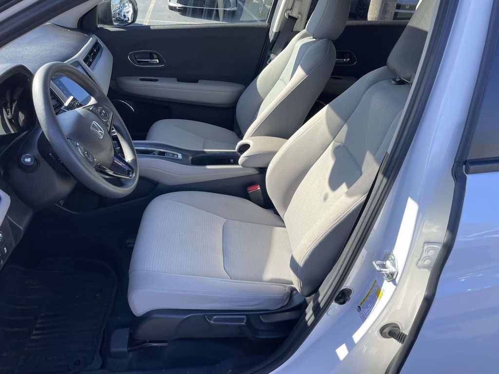 Used 2022 Honda HR-V EX image 28