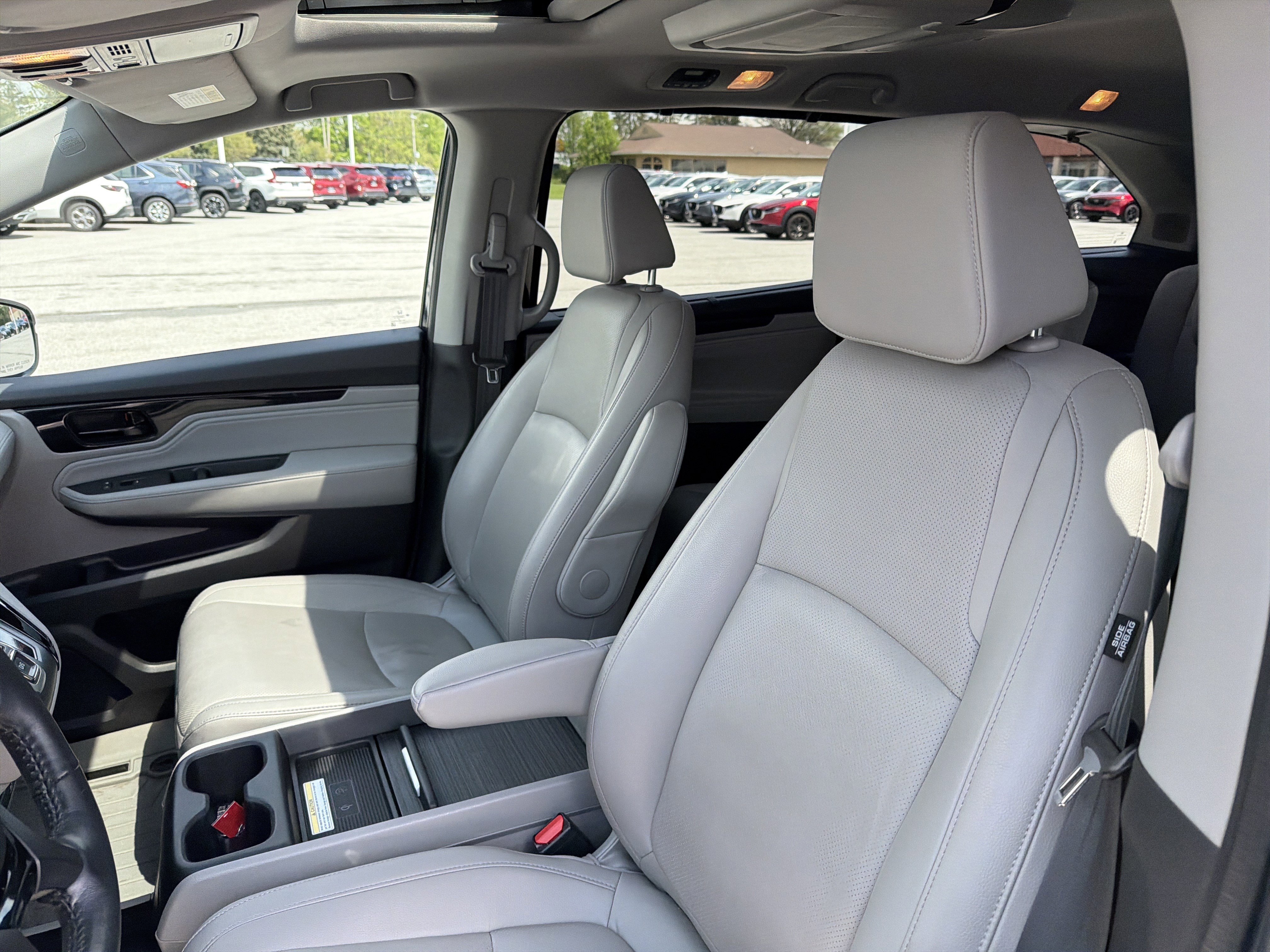 Used 2020 Honda Odyssey Elite image 14