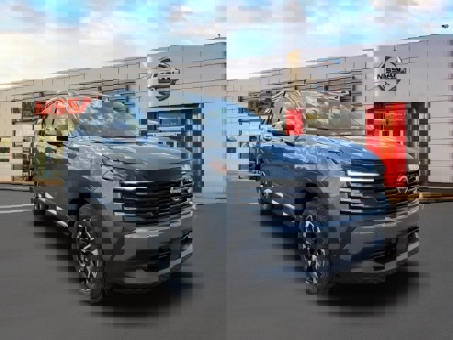 New 2025 Nissan Kicks SV