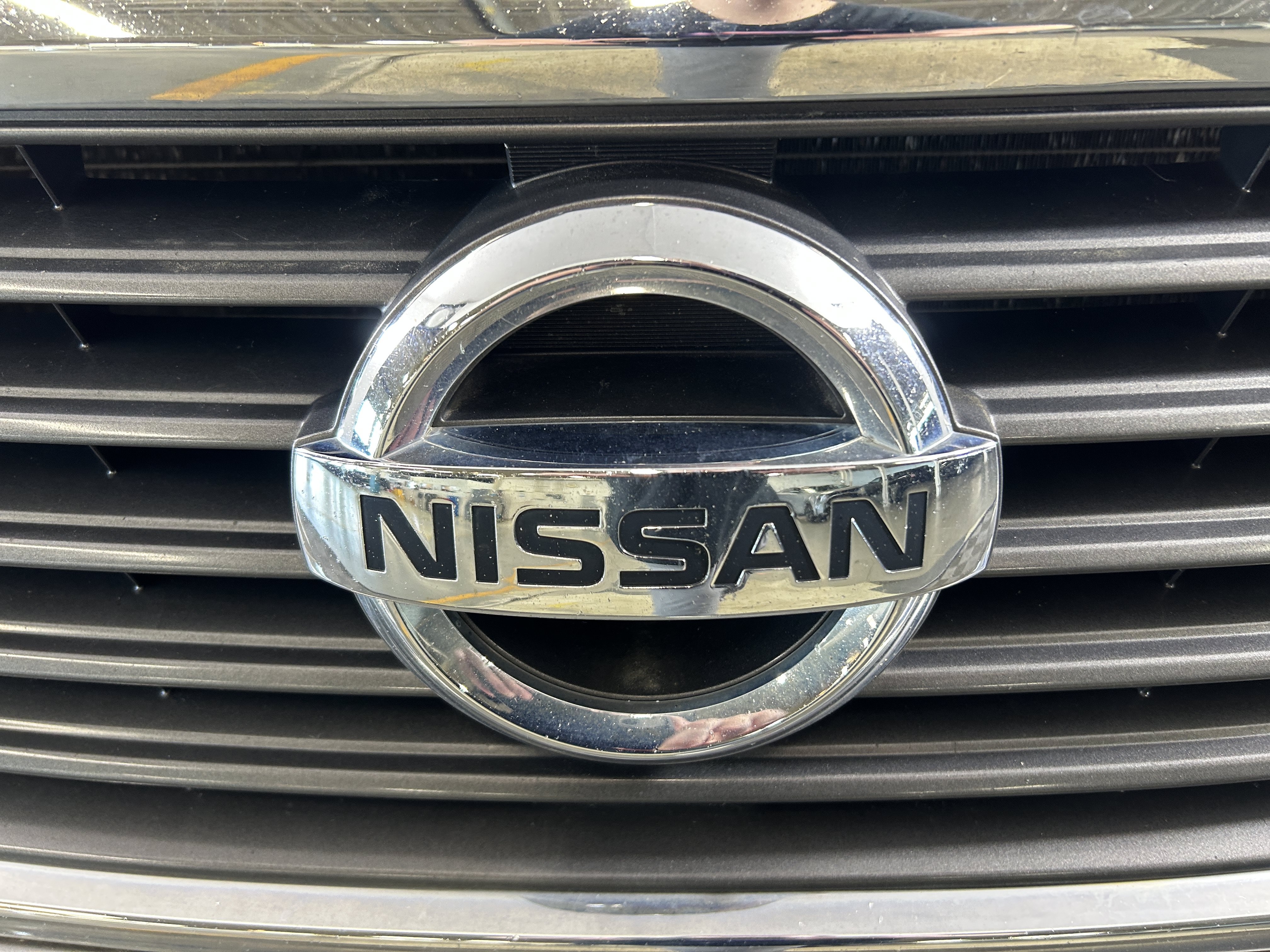 Used 2012 Nissan Quest SL FWD image 8