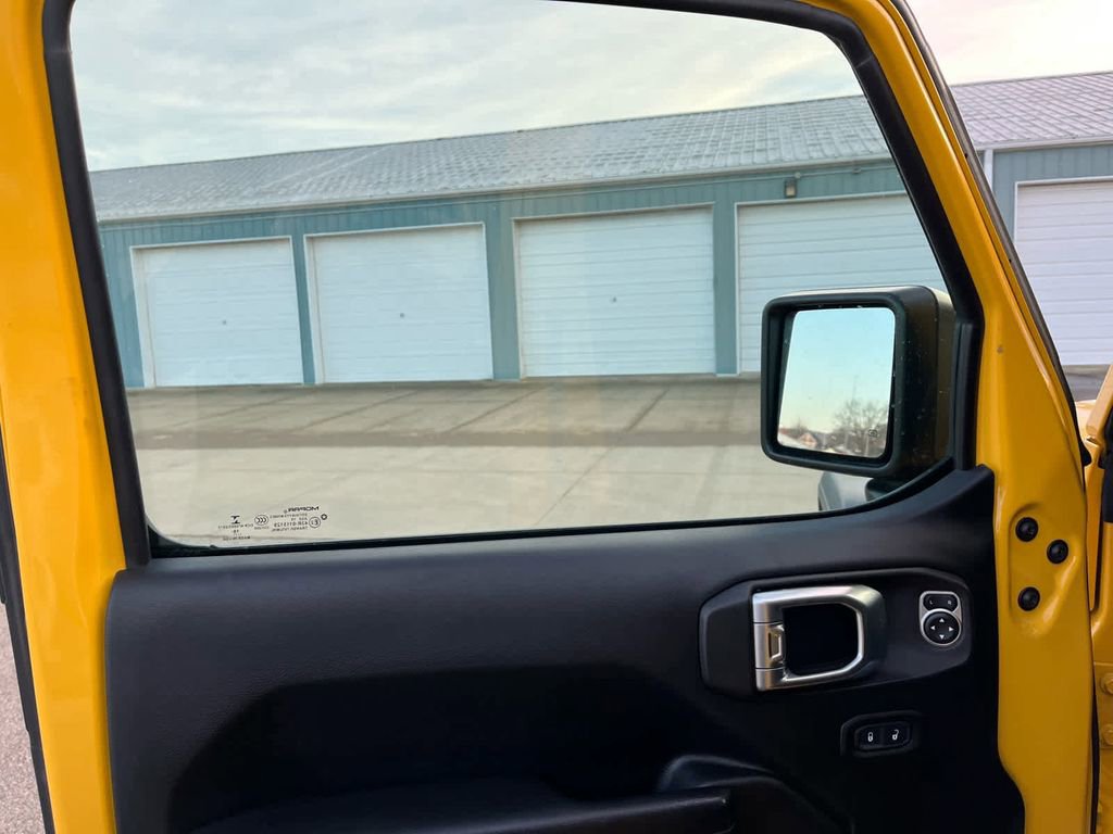 Used 2019 Jeep Wrangler Unlimited Rubicon image 16