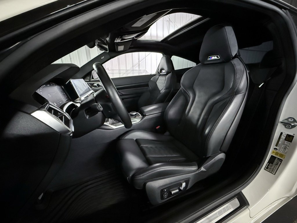 Used 2022 BMW M4 Coupe w/ Executive Package image 19