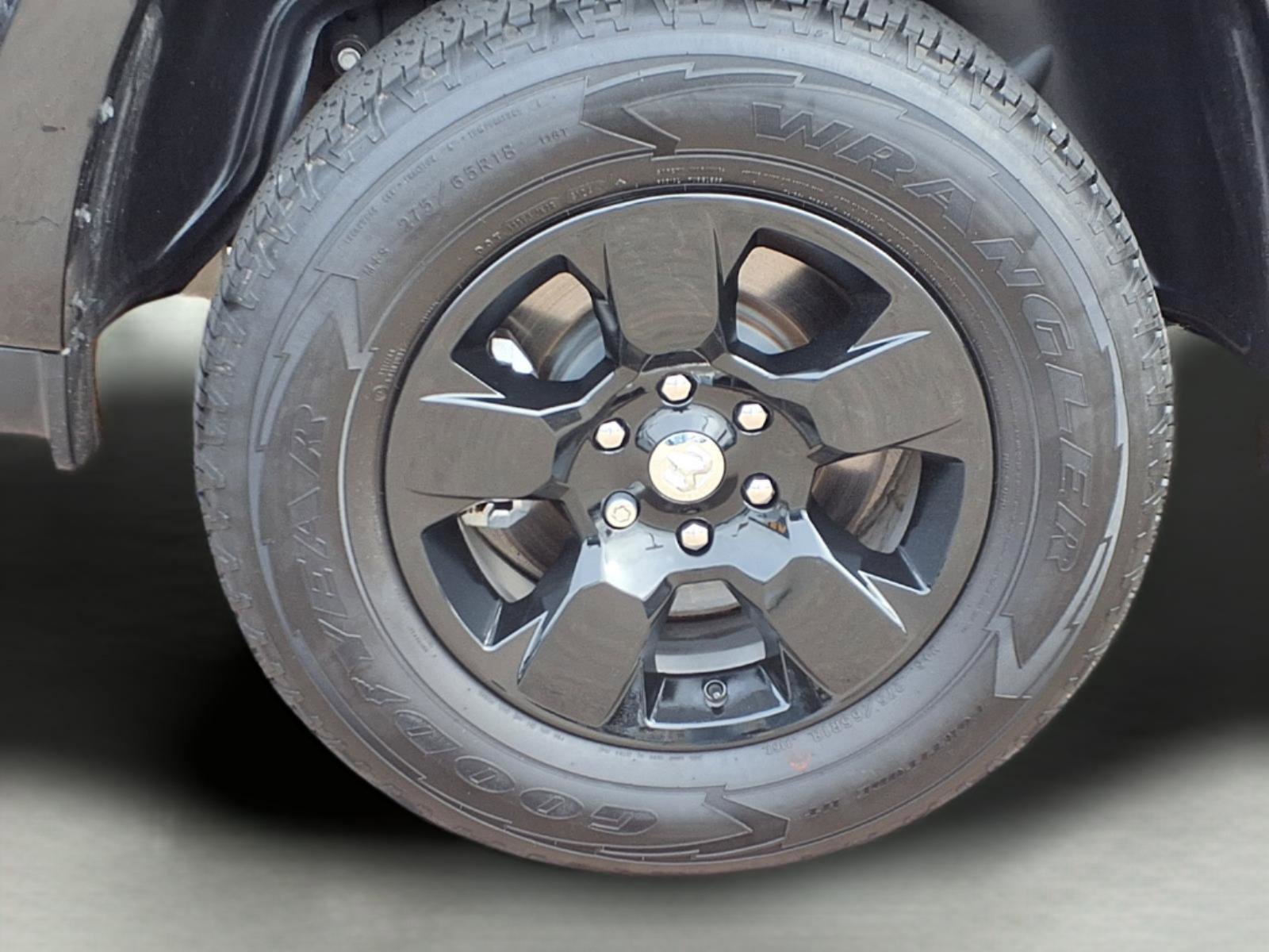 Used 2025 RAM 1500 Lone Star image 9