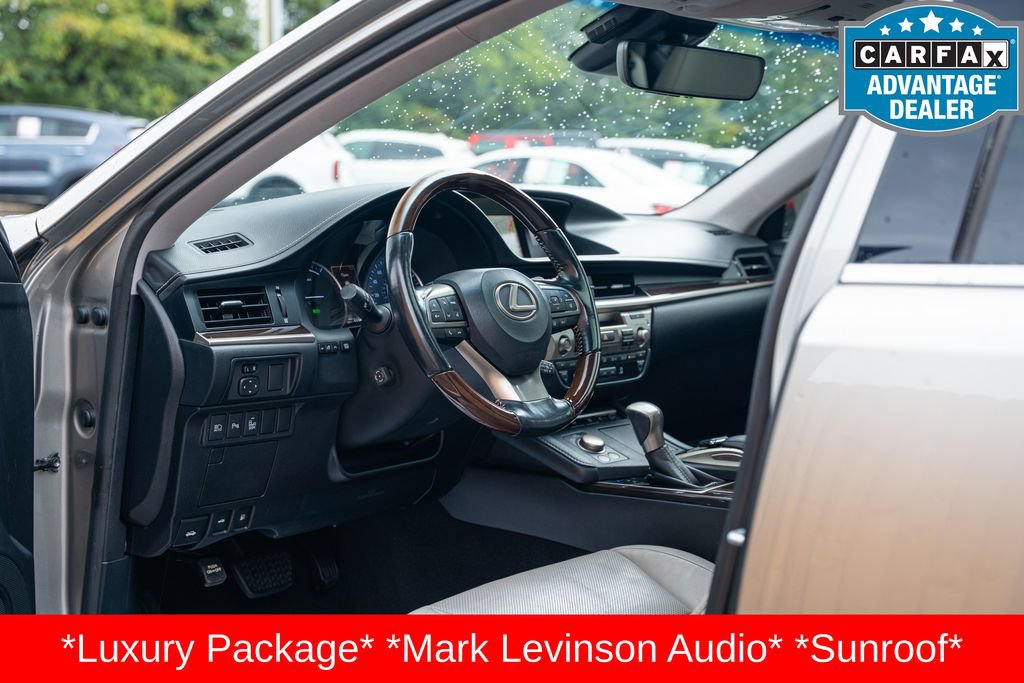 Used 2018 Lexus ES 300h FWD image 14