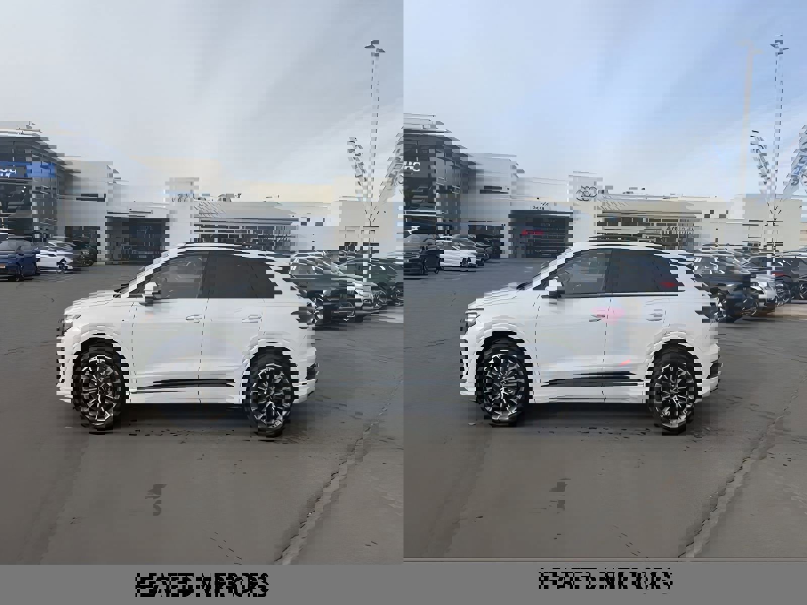 New 2026 Audi Q4 e-tron Premium image 3