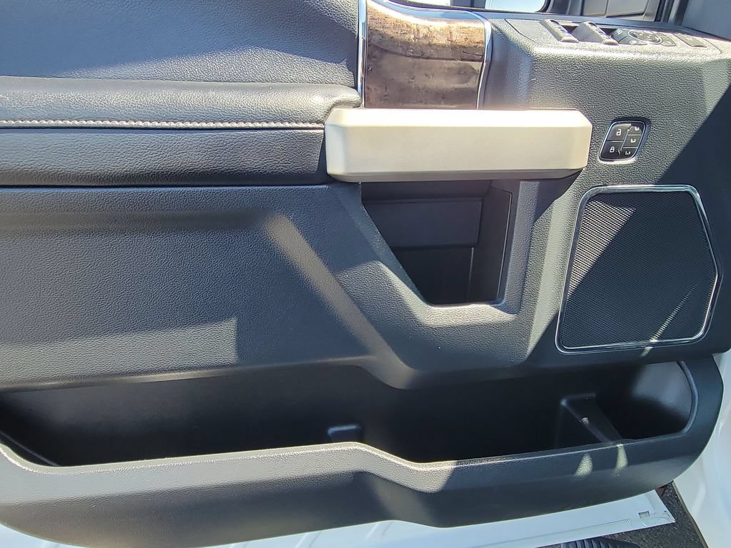 Used 2022 Ford F350 Lariat w/ Lariat Ultimate Package AWD/4WD image 22