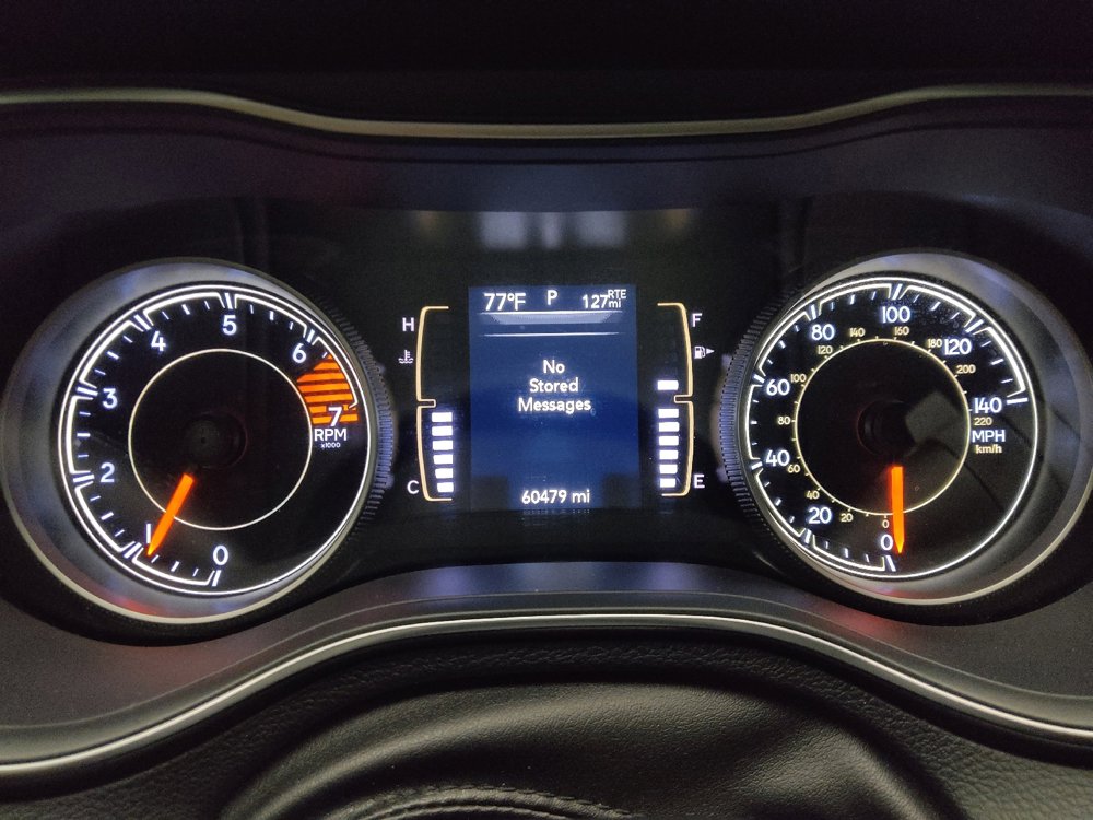 Used 2020 Jeep Cherokee Latitude Plus image 23