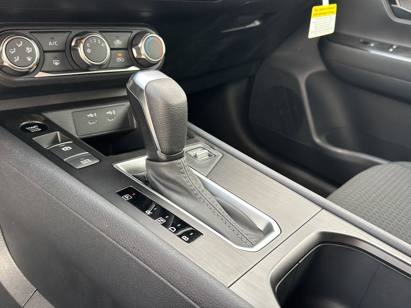 New 2026 Nissan Kicks S image 24