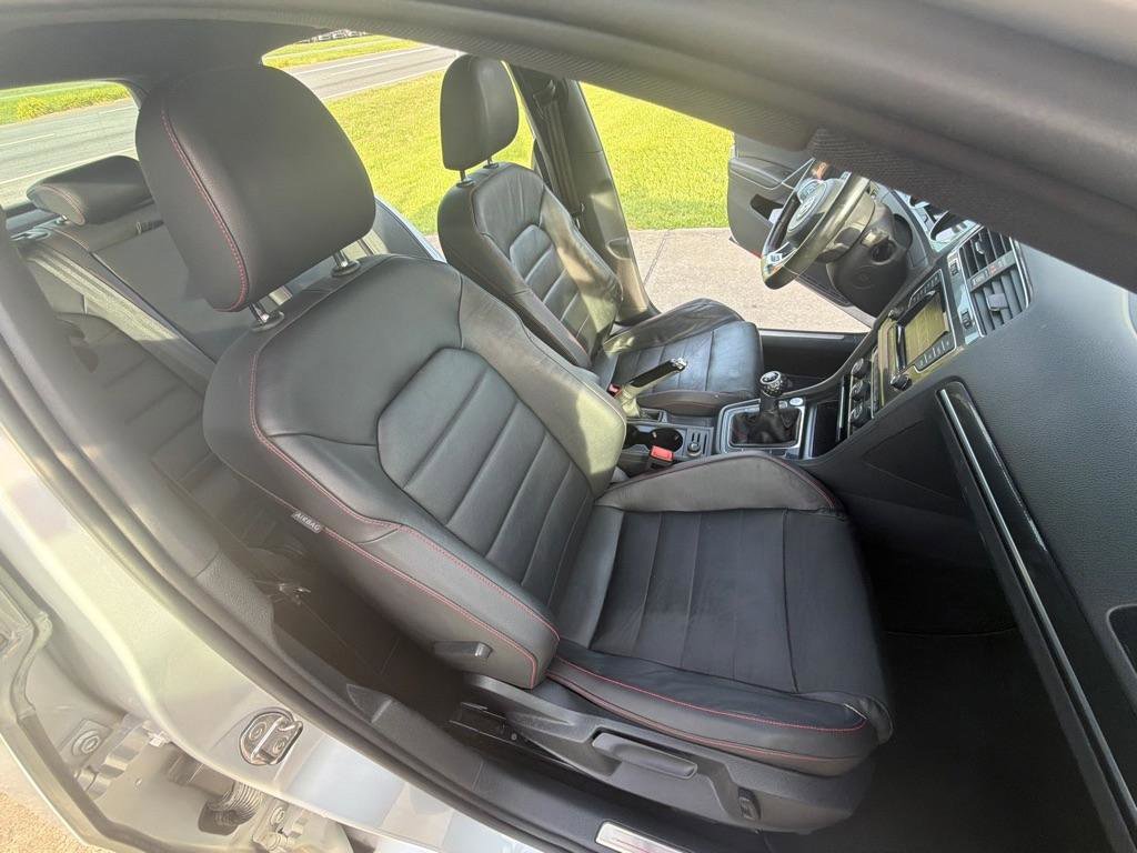 Used 2015 Volkswagen GTI Autobahn w/ Lighting Package (SEL) FWD image 24