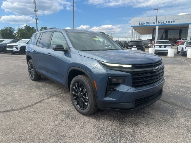 New 2026 Chevrolet Traverse LT w/ Midnight/Sport Edition